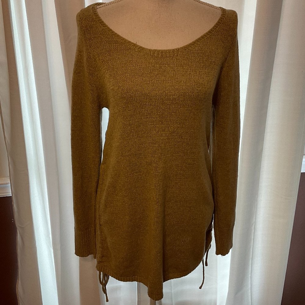 Mable Tunic Length Sweater M/L Taupe Low Tie Back Long Sleeve Ruched Tie